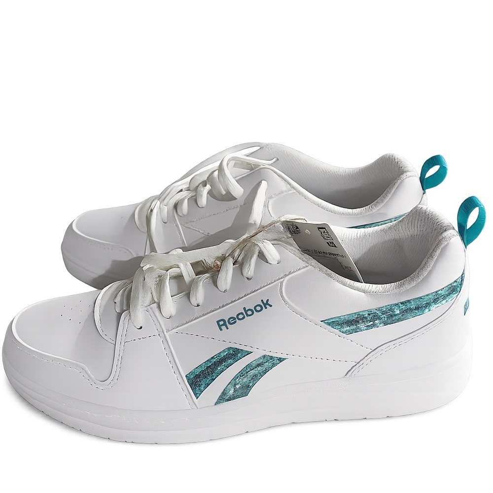Reebok White Sneakers with Teal Accents size 6